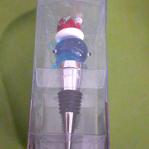 Nwt Pier 1 LED Bottle Stopper with color changing light on/ off switch - Picture 3 of 3